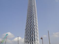 東京スカイツリーは現在、３１８メートル