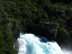 ＮＺ-48　フカ滝はワイカト川流域で最大の滝  ☆圧倒的な水量&轟音で