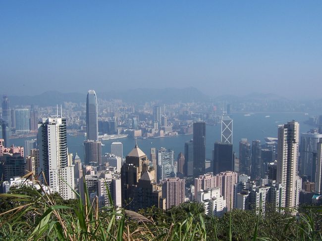 今まで海外旅行といえば、キャセイ航空を使い続けてきたので、香港も数えるときっと８回は足を運んでいると思います。。<br /><br />そんな香港をじーっくり旅行した2008年の旅行記です。<br /><br />主にグルメ中心ですね♪♪<br /><br />香港は、本当においしい国なので、何度行っても飽きません！！
