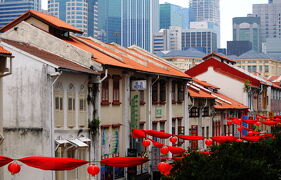 Singapore  リリーに会いたくて　普段着のシンガポール⑧旧正月の名残りで赤いチャイナ・タウン