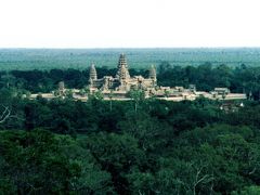 世界最大の遺跡＆世界３大仏教遺跡 ANGKOR WAT（アンコール・ワット）