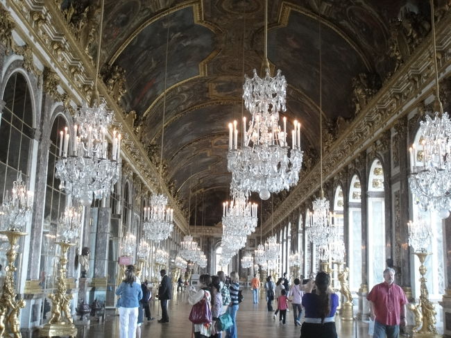 ４日目<br />ヴェルサイユ宮殿です。