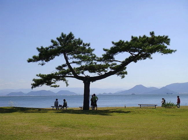 グルメ、世界遺産を求めて・・・<br /><br />９／１９　直島、岡山、広島<br />９／２０　宮島、錦帯橋<br /><br />仔猫といっしょ計画<br />http://blog.livedoor.jp/shohei72/<br />