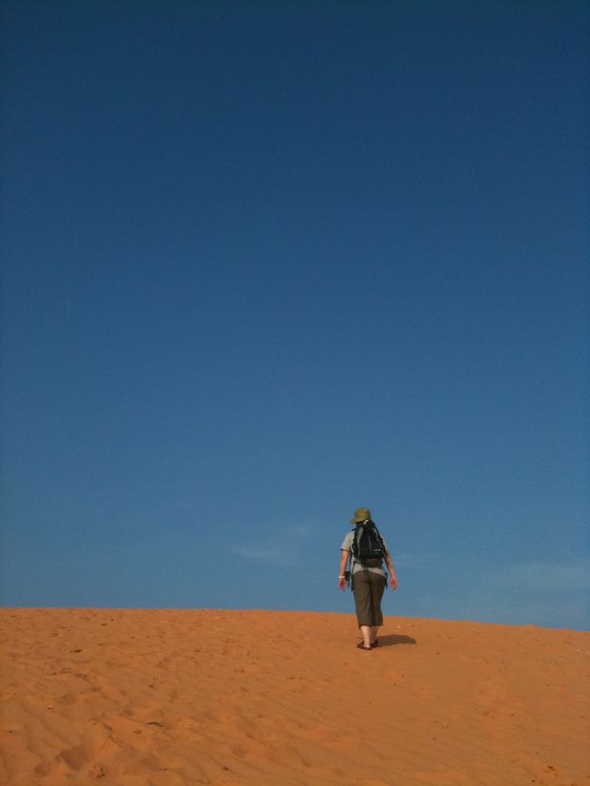 ベトナム旅行3日目。<br />白い砂丘ツアーに行って来ました。