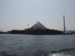 ２０１０年５月５日　横浜八景島を海から見てみよう！遊覧船で周遊しました。