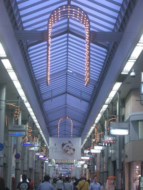 兵庫町,南新町,ライオン通,片原町周辺をぶらぶらお散歩しました。土曜日の夕方にしてはチョット人通りがあまり多くなかったのが気にかかりました。