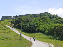 2010.5沖縄出張旅行3-勝連城跡，海中道路を伊計島へ