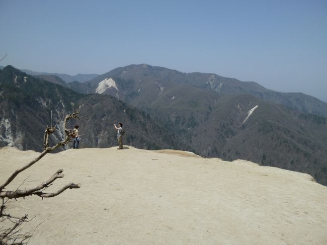 ５月４日に、日向山へ登ってきました。<br />その模様をお伝えします。