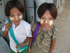 ミャンマー2009（2）　ラピュタを思い出すのはアンコール遺跡だけじゃない？