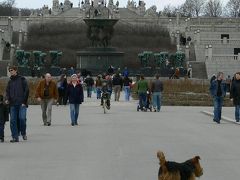 ノルウェー・オスロをぶらぶらと。。。　⑤ホルメンコレン・スキージャンプ台とヴィーゲラン公園