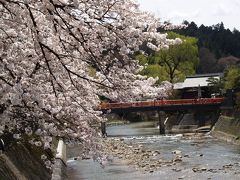 飛騨高山－満開の桜の頃