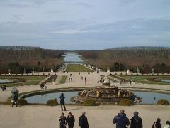 ヴェルサイユ宮殿は１人でも行けました。