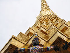 ワット・プラケオ（エメラルド寺院）と王宮　＊ バンコク紀行(4) ＊