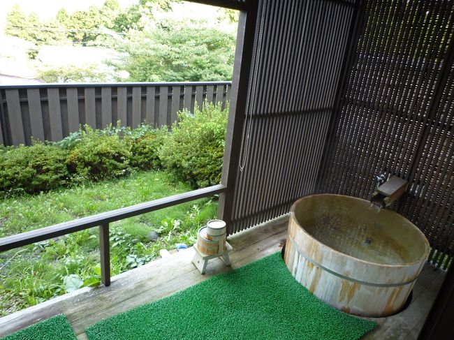 初めて行った箱根旅行の宿泊先として、今回は中強羅にあるちょっとノスタルジックな旅館を選んでみました。<br />２種類ある温泉は初めてやったかもしれません。<br />
