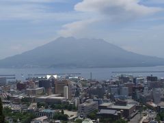 指宿から鹿児島市内へ向かい、城山、仙厳園から桜島を望む