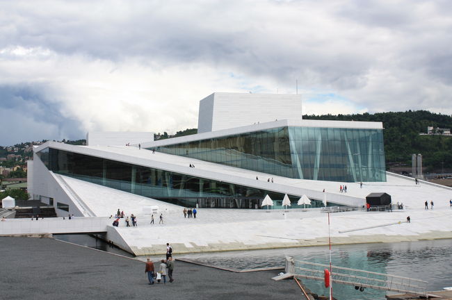 ノルウェーモニター旅行3 オスロ観光 オペラハウス