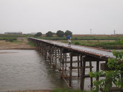 復旧なった京都八幡の流れ橋