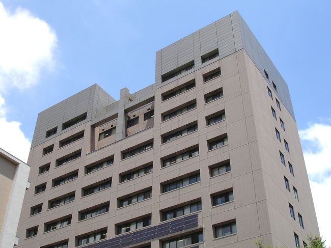 仕事の関係で熊本大学を訪問しました。校舎内は静けさが漂っていて、学ぶ環境は整っているといった感じがしました。