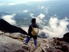 東南アジア最高峰 Mt. KINABALU （キナバル山）で雲を見下ろした日