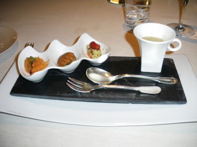 グラースの２星ホテル　レストラン　La Bastide Saint Antoine Jacques Chibois の料理写真です。