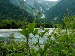 暑さを忘れさせてくれる夏の上高地