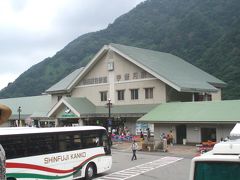 富山黒部峡谷鉄道トロッコ体験