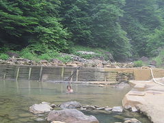 「群馬県　露天風呂めぐり」（２０１０年６月）。。。その２「尻焼温泉　川原の露天風呂」