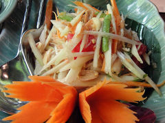 タイ　王宮料理店にて超庶民料理を注文する
