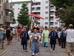 ２０１０　王子神社　田楽舞　伝統をつなぐ素晴しき人たち　３　参道