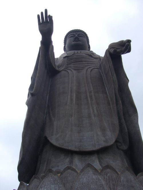 ギネス記録をもつ世界一大きい大仏♪』牛久・龍ヶ崎(茨城県)の