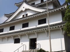 秀吉子飼いの武将にして関ヶ原では東軍についた寺沢広高が縄張りした唐津城