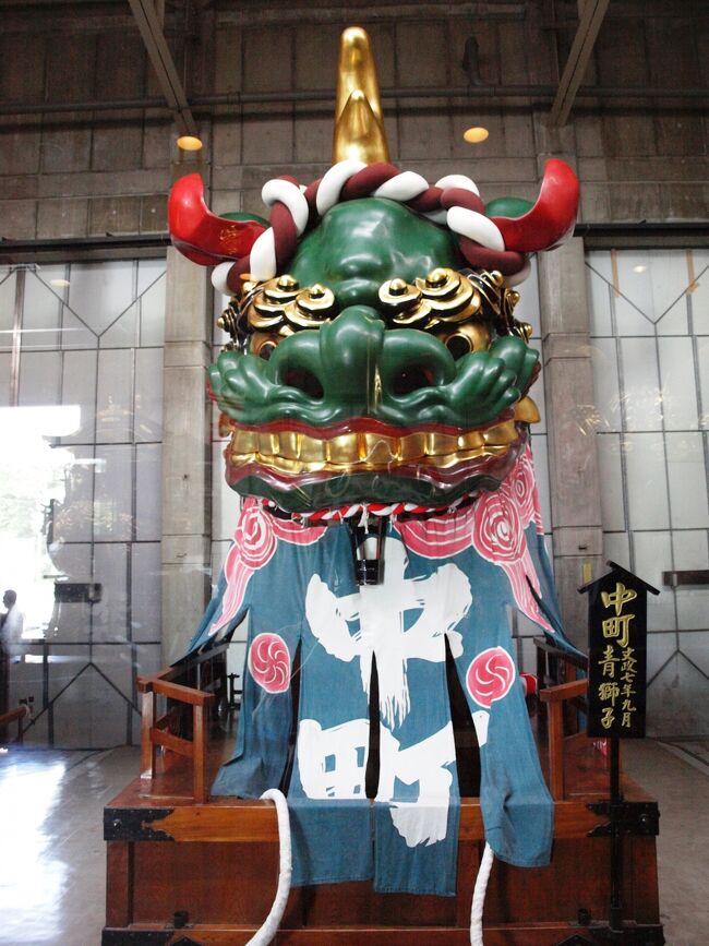 唐津神社の祭礼唐津くんちの曳山記念館を訪問、素晴らしい曳山を鑑賞出来ました。