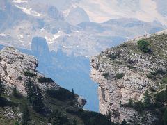 ドロミテ街道名峰の旅の思い出(15)クリスタッロから見られるコルチナダンペッツオを囲む山々