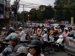 ホーチミン・サイゴン　エアーチケットを握りしめて３泊４日７人の旅（到着して初飯は蟹を食らう）