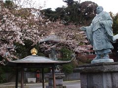 鎌倉界隈の日蓮聖人銅像
