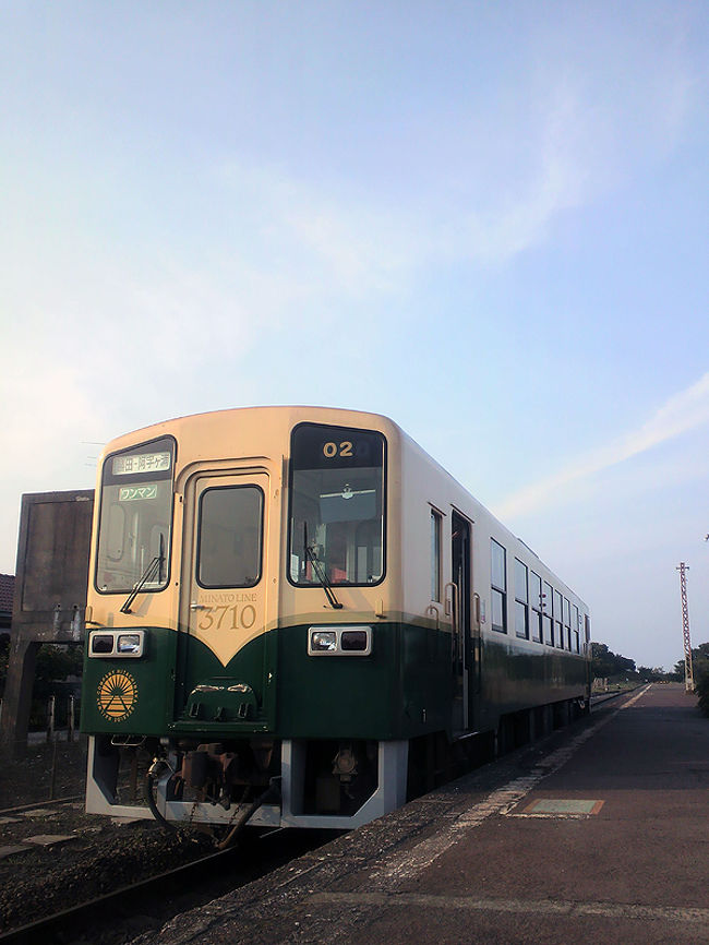 自分にとって『茨城県』って遠い存在でした。<br />「北海道に行こう！」や「沖縄に行こう！」って言う人はいるけど、「茨城に行こう！」なんて聞いたこと無かった。<br /><br />茨城県内には何本か私鉄が営業しています。<br />今回はその私鉄に乗りに行くことが目的でした。<br /><br />茨城県＝いばらきけん、「ぎ」でなく「き」ということは最近知った・・・