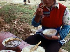 雲南の旅 1989 (14) 大理～沙坪で豚の生肉を食う