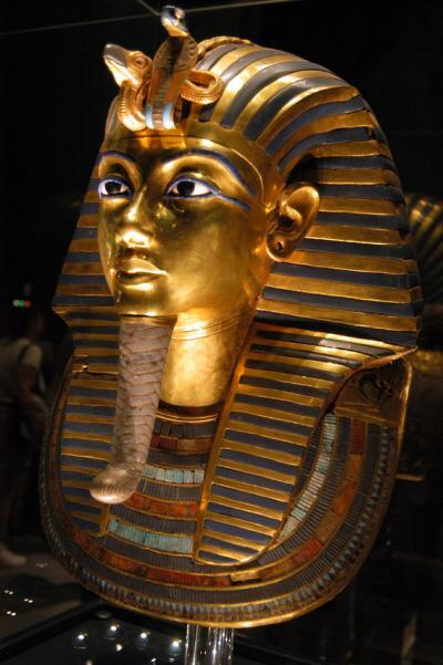 エジプトの世界遺産を訪ねました。<br />コンデジを卒業し、デジタル一眼レフ（D100の）デビューです。