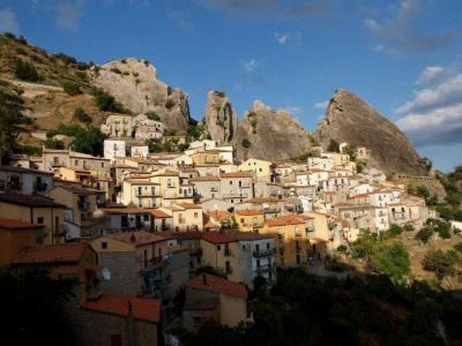 イタリアの田舎 ドライブ旅行記 18 カステルメッツァーノ編 バジリカータ州 イタリア の旅行記 ブログ By ももであさん フォートラベル イタリアの田舎 ドライブ旅行記 18 カステルメッツァーノ編 バジリカータ州 イタリア の旅行記 ブログ By ももであさん フォートラベル