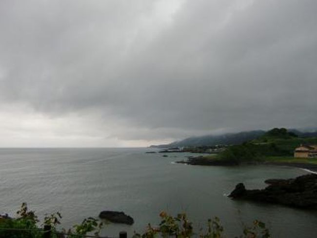 今年の夏は、酷暑で8月はどこへ行く気にもならず、9月に入り取りあえず涼しい所へ旅行したくなり、同僚から五能線は景色がすばらしいと聞き秋田を選択した。