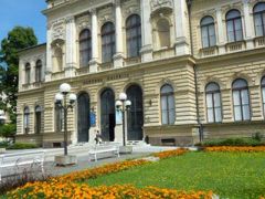 スロベニア魂の焦点リュブリャナ【09】民族の精神が込められている国立美術館