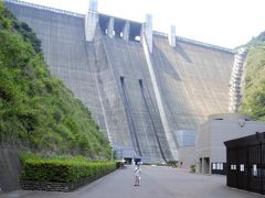 宮ケ瀬ダム・観光放流と内部見学