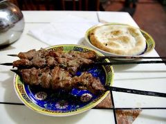 中国の旅　カシュガル（7）　　食べました