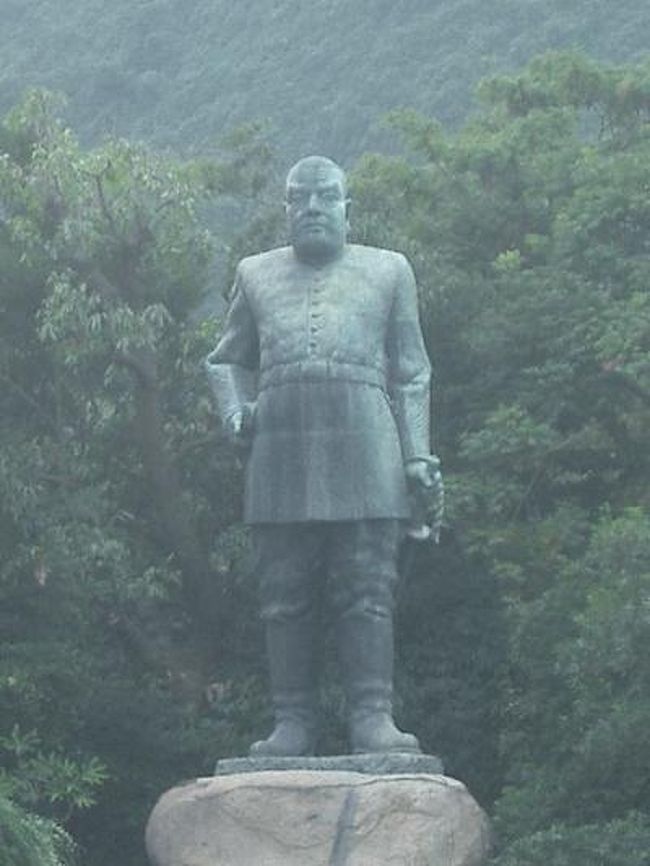 鹿児島に来て、西郷さんへのご挨拶を忘れてはいけません。ちょっと足をのばして銅像にご挨拶しました。
