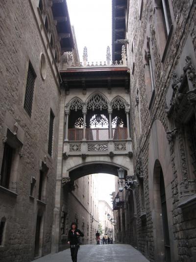 10春40 スペイン バルセロナ ゴシック地区1 バルセロナ スペイン の旅行記 ブログ By 小心者さん フォートラベル