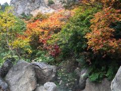 姥湯温泉（Ubayu Spa）の紅葉とJR峠駅・板谷駅