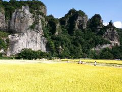 ひとり旅 ［796］ 山国川の対岸から観るのが一番です。＜耶馬渓第一の名勝‘競秀峰’＞大分県本耶馬渓町