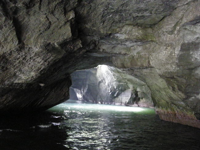 Part-2は雲見の海賊料理まつりから移動し、<br />堂ヶ島の洞窟遊覧船巡りの様子を掲載していま。<br /><br />