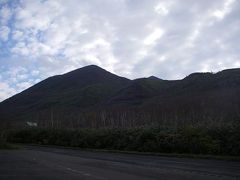 ニセコへの登山旅行-五色温泉、ニセコアンヌプリ、鏡沼コース-