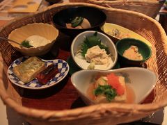 ○ 豆腐屋がプロデュースする豆腐料理専門店 「百年豆腐とうりん」